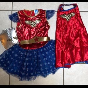 Girls medium Wonderwoman costume